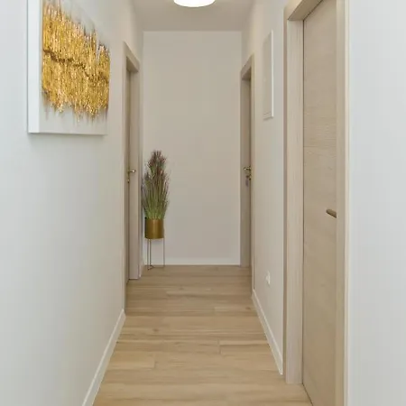 Апартаменты Luka's Legacy *