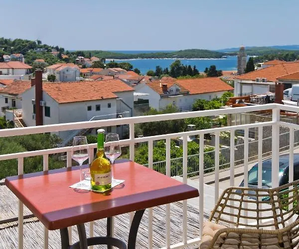 Luka's Legacy Apartment Hvar Town